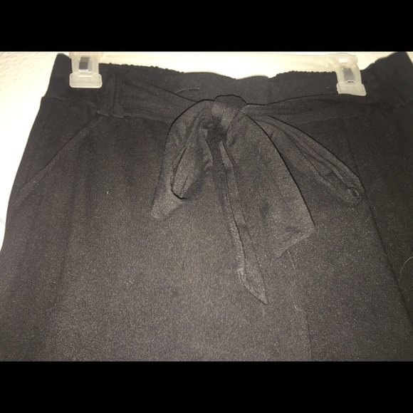 Black pants - Picture 2 of 2